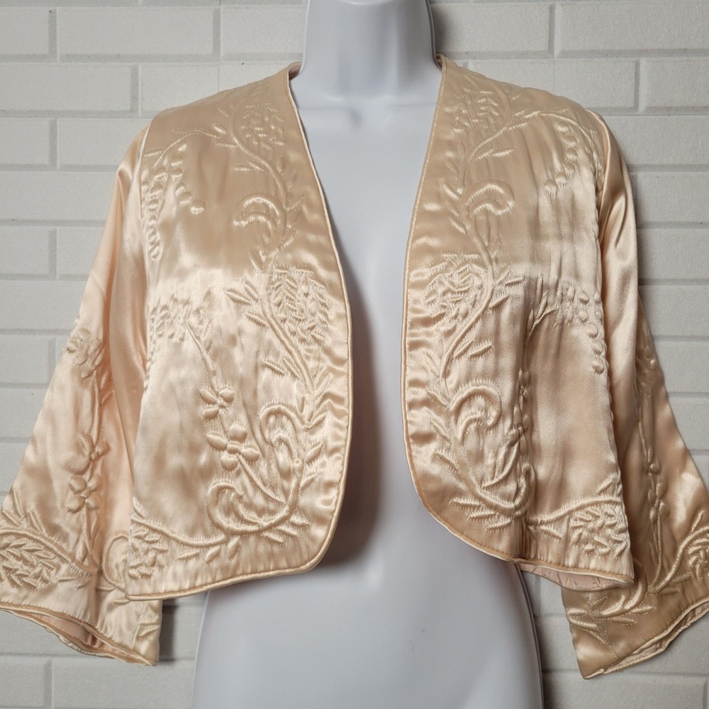 Vintage 1940s Peach Rayon Satin Trapunto Quilted Bed Jacket Peach Bell Sleeve